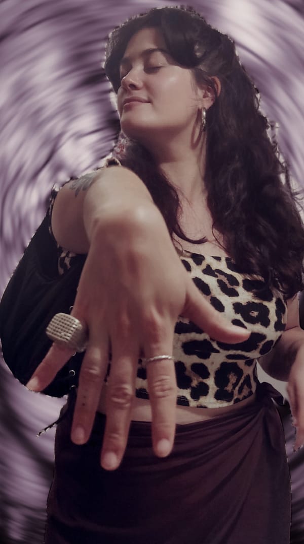 Ashanti Guss Ring - Image 3